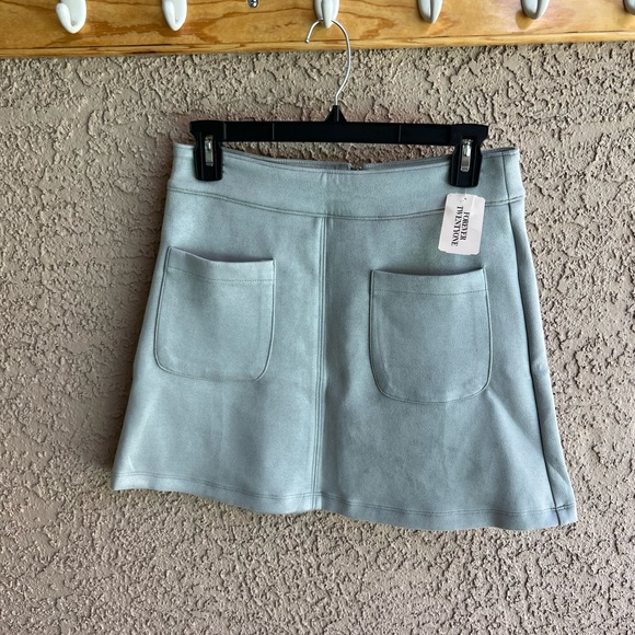 F21 skirt - Picture 3 of 7
